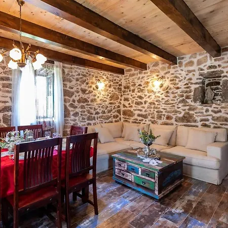 Family Friendly House With A Swimming Pool Bogatic, Krka - 17168 Holiday home *