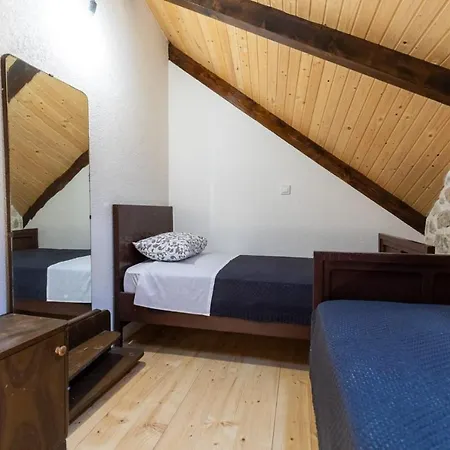 Nyaraló Family Friendly House With A Swimming Pool Bogatic, Krka - 17168 Oklaj