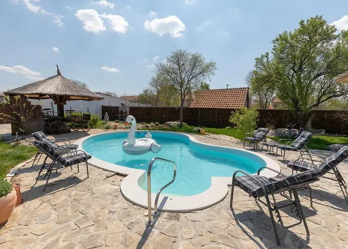 Holiday home Family Friendly House With A Swimming Pool Bogatic, Krka - 17168 Oklaj